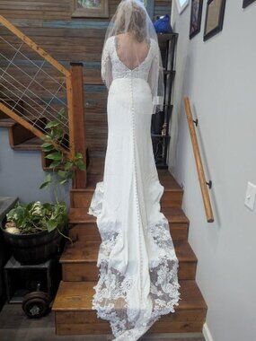 Beautiful wedding dress with veil